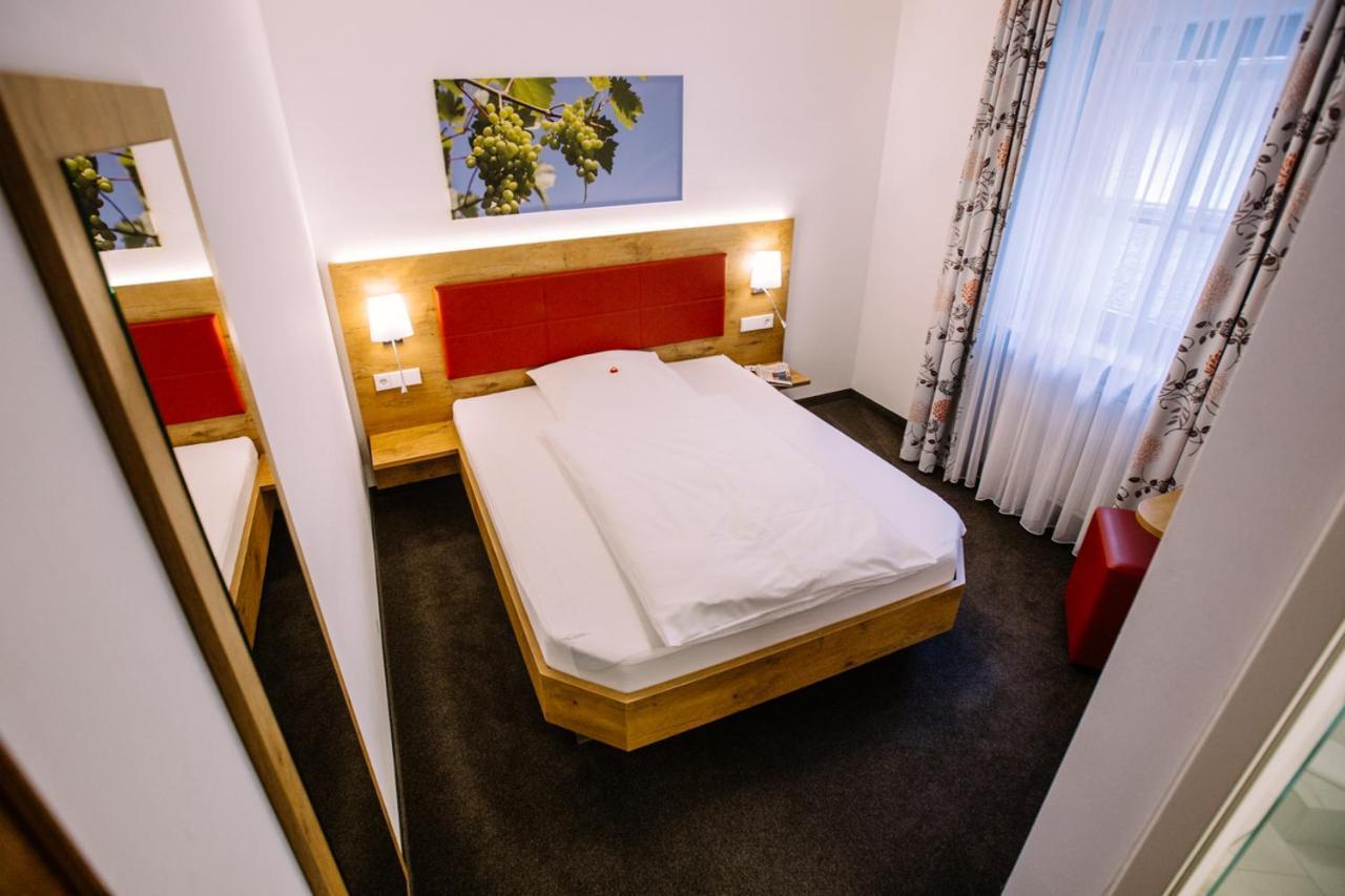 Hotel Restaurant Lamm Rosswag Vaihingen an der Enz Luaran gambar